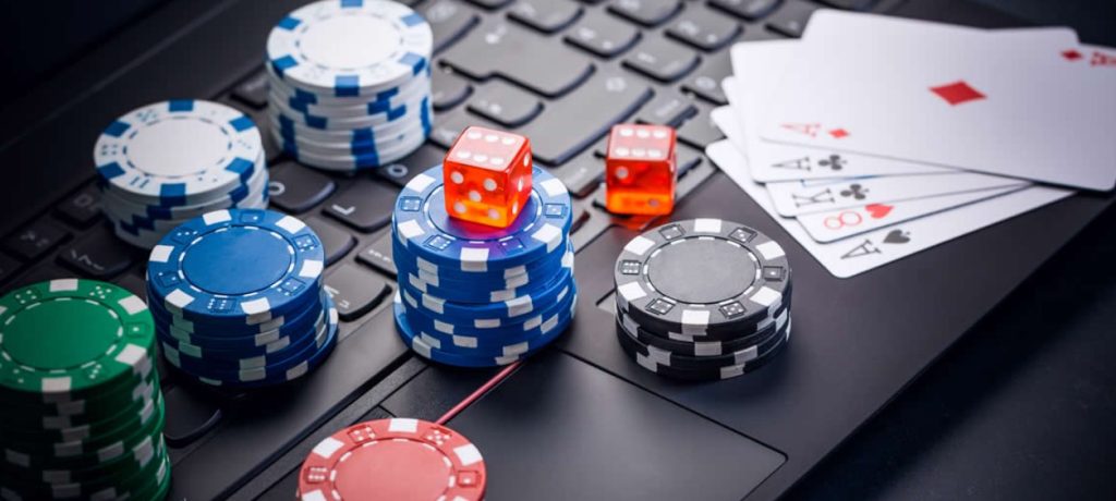 Juega al poker en línea en el casino en línea 2